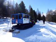 L’Alpuschnaager funziona anche come taxi gourmet.