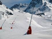 Innevamento con lance sull'Idalp