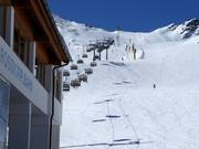 Roßkirplbahn - 4pers.| Seggiovia ad alta velocità (ad agganciamento automatico) con cupole di protezione