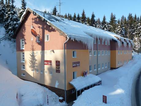 Monti Metalliferi Cechi: Offerta di alloggi dei comprensori sciistici – Offerta di alloggi Keilberg (Klínovec)