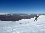 Pendii di neve fresca nel Captains Basin