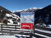 Tabellone informativo presso la Außervillgratenbahn