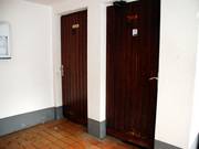 Servizi igienici presso la Hasenhütte – bisogna girare intorno alla casa