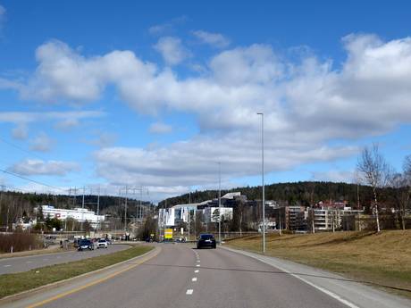 Scandinavia: Accesso nei comprensori sciistici e parcheggio – Accesso, parcheggi SNØ