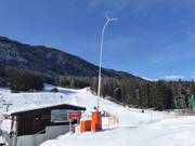 Potente innevamento artificiale della stazione intermedia