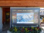 Tabellone informativo alla stazione a valle