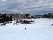Vista sulle sistemazioni intorno alla stazione a valle