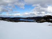 Falls Creek con il lago artificiale Rocky Valley