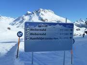 Segnaletica con orari di apertura degli impianti