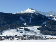 Grubigstein (2.255 m) con Lermoos (1.000 m)