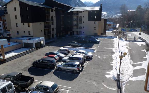 Vallée de la Guisane: Accesso nei comprensori sciistici e parcheggio – Accesso, parcheggi Serre Chevalier - Briançon/Chantemerle/Villeneuve-la-Salle/Le Monêtier-les-Bains