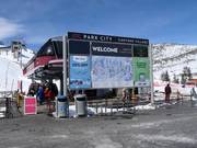 Tabellone informativo presso la Red Pine Gondola