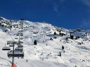 Pendii di neve fresca non protetti presso la seggiovia Hochzeiger 2.5