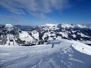 Vista da Westendorf su Brixen im Thale e il Wilder Kaiser