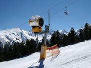 Potente innevamento artificiale nell’area sciistica di Bansko