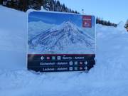 Tabellone informativo alla stazione a monte