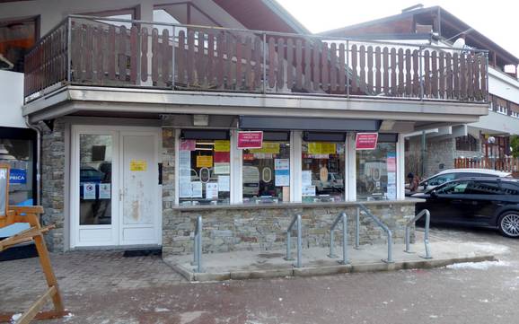 Alpi Orobie: Pulizia nei comprensori sciistici – Pulizia Aprica