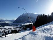 Innevamento con lance sulla discesa a valle