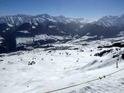Vista dal Piz Mundaun sulla Val Lumnezia