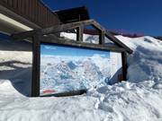 Tabellone informativo alla stazione a valle