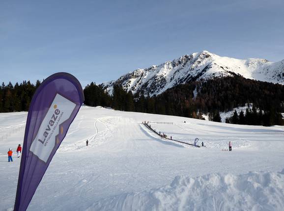 Vista sul parco giochi Greta & Gummer