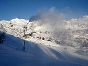 Innevamento con lance per l'inizio della stagione