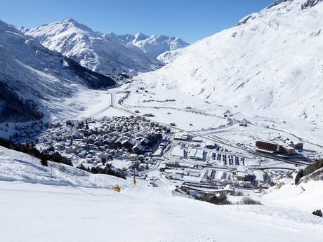 Uri: Offerta di alloggi dei comprensori sciistici – Offerta di alloggi Andermatt/Oberalp/Sedrun