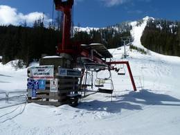 Boomerang Triple Chair