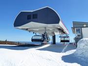 Fjellekspressen - 6pers.| Seggiovia ad alta velocità (ad agganciamento automatico) con cupole di protezione