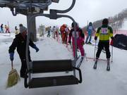 In caso di nevicata, i sedili vengono spazzolati.