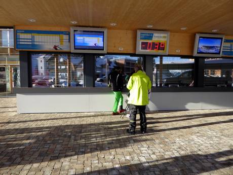 Nockberge: Pulizia nei comprensori sciistici – Pulizia Turracher Höhe