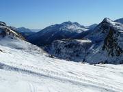 Vista dal Passo Rolle verso il Tognola