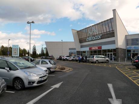 Nord-Ovest dell'Inghilterra: Accesso nei comprensori sciistici e parcheggio – Accesso, parcheggi Chill Factore - Manchester