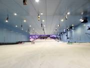 Ampia pista da sci nella ski hall Ski Egypt