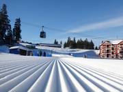 Preparazione delle piste di prima classe nell’area sciistica Kläppen