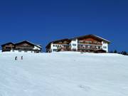 Con gli sci si arriva fino all’hotel.