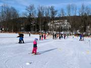 Pista facile nel Kinderland presso lo skilift a fune