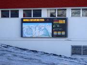 Tabellone informativo alla stazione a valle Diavolezza