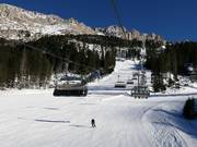 Absam Maierl - 6pers.| Seggiovia ad alta velocità (ad agganciamento automatico) con cupole di protezione