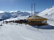 Bar Nevada - bar con servizio sotto ombrellone a 2176 m