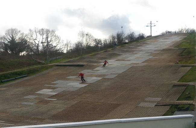 Bromley Ski and Snowboard Centre Bromley Ski and Snowboard Centre