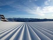 Pista appena preparata nell’area sciistica Loser