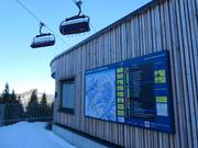 Tabellone informativo alla stazione a monte