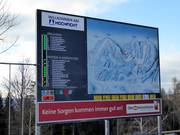 Mappa delle piste con informazioni aggiornate presso la stazione a valle Schwarzenberg