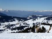 Vista dal Costa d'Agra sull'area sciistica