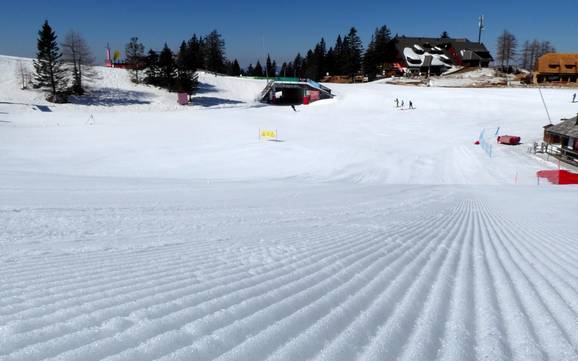 Preparazione delle piste Alpi di Kamnik e della Savinja – Preparazione delle piste Krvavec