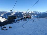 Kreuzkogel - 6pers.| Seggiovia ad alta velocità (ad agganciamento automatico) con cupole di protezione