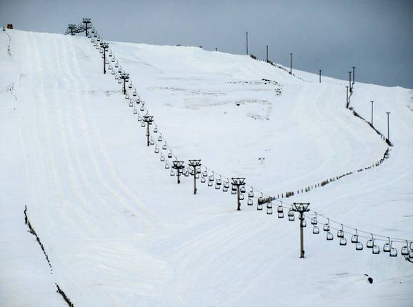 Stólalyfta - 2pers.| Seggiovia ad agganciamento fisso