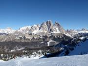 Vista da Faloria verso il Cristallo (3216 m)
