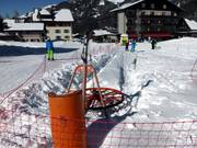 Skilift scuola presso il punto di raduno della scuola di sci